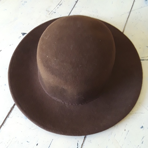 Italian Wool Hat - Picture 3 of 7